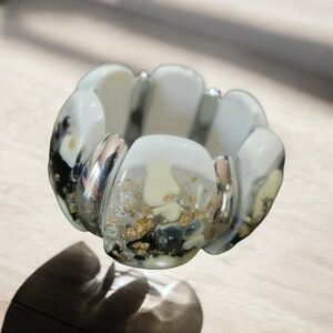 White Ebony Gold stretch bracelet